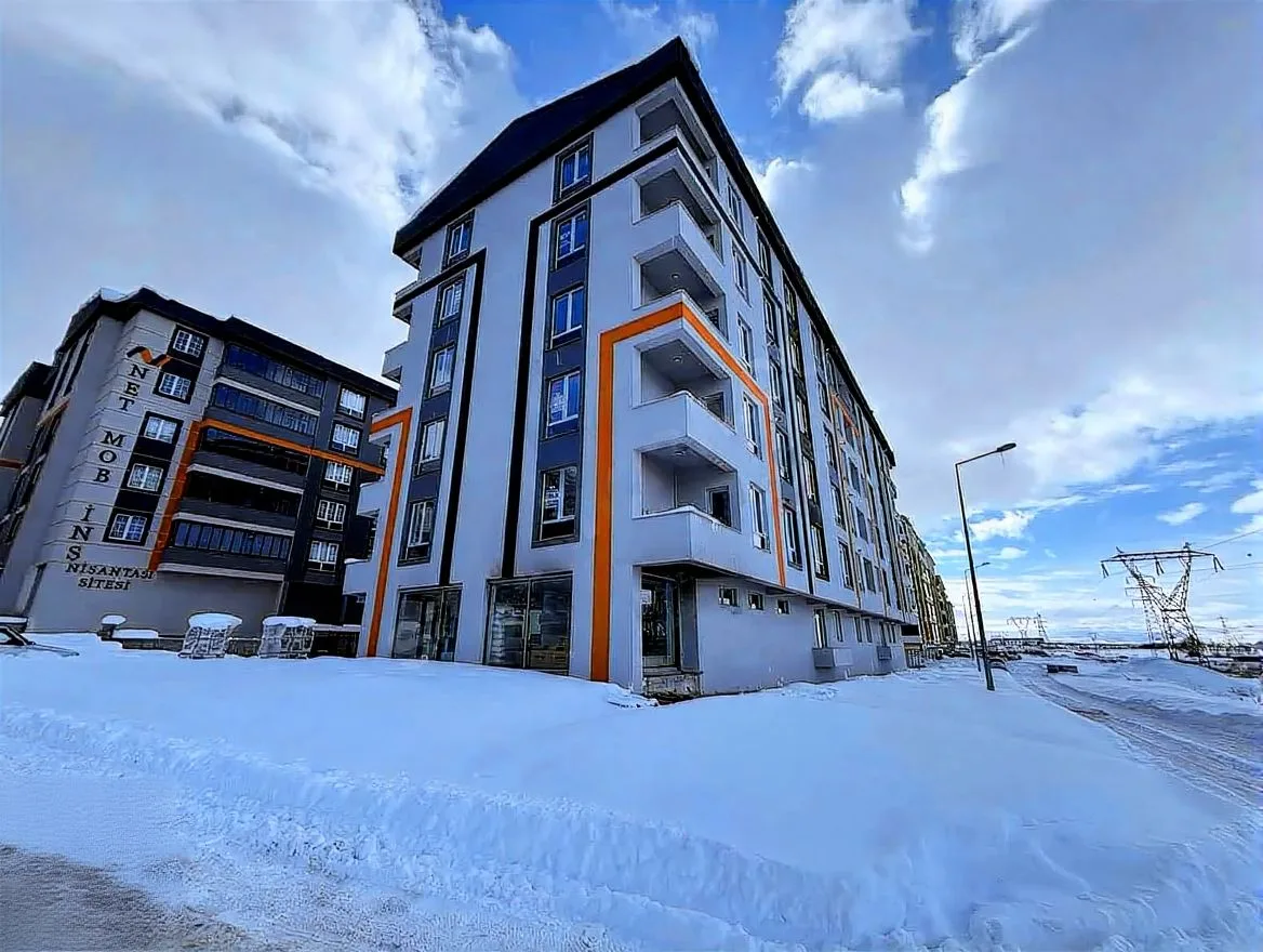 ERZURUM YAKUTIYE KİRALIK 2+1 DAİRE 90M² SIFIR - 2