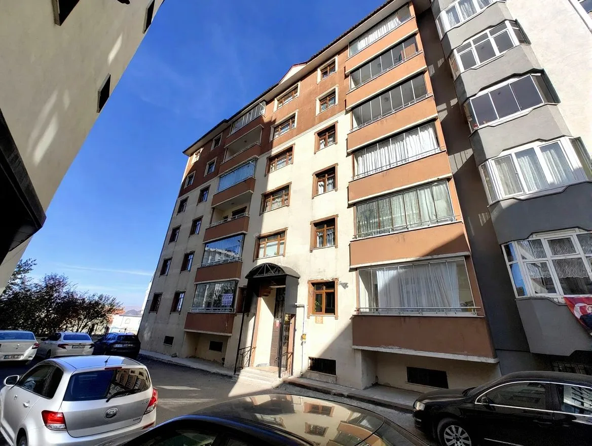 ERZURUM KİRALIK MERKEZİ ISITMALI 2+1 DAİRE 115M² YAKUTIYE - 1