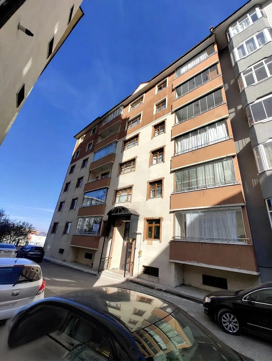 ERZURUM KİRALIK MERKEZİ ISITMALI 2+1 DAİRE 115M² YAKUTIYE - 3