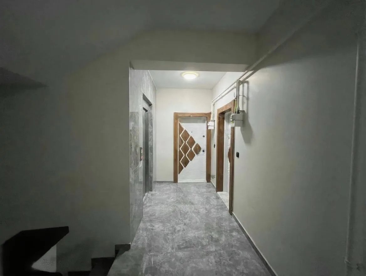 ERZURUM KİRALIK 2+0 DAİRE 57M² AZIZIYE ÇATI KATI - Fotoğraf 8