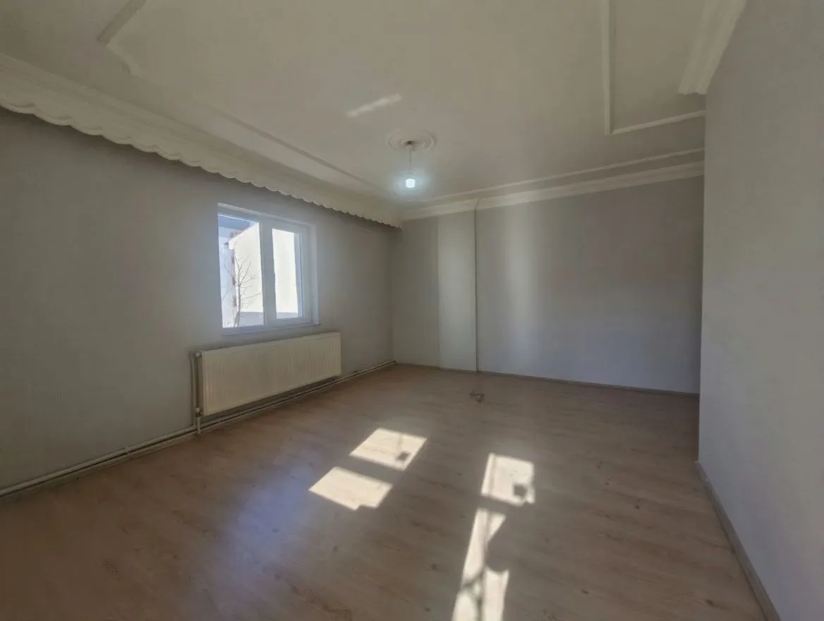 ERZURUM KİRALIK 3+1 DAİRE ARA/3 KAT 120M² YAKUTIYE - Fotoğraf 13