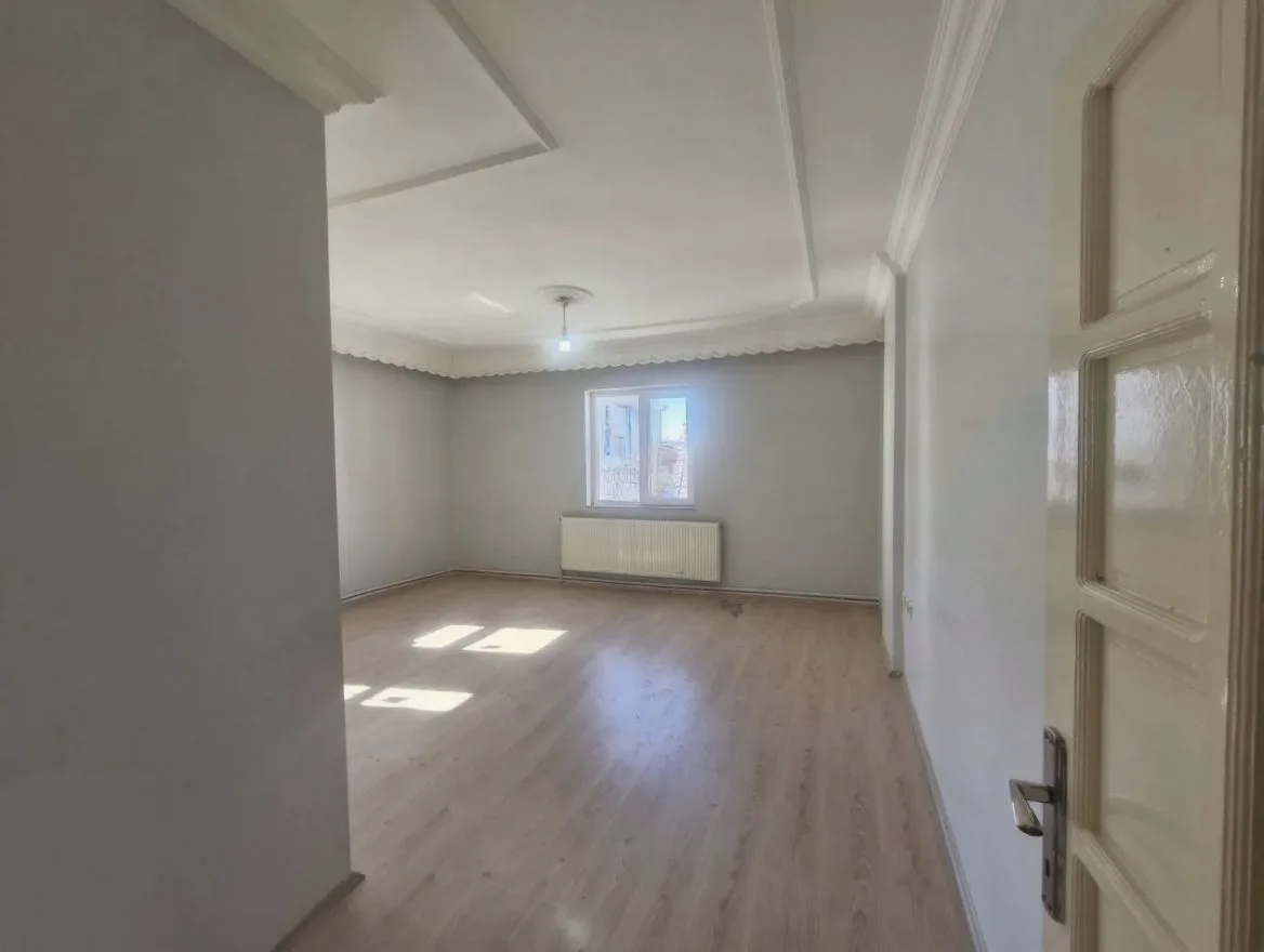 ERZURUM KİRALIK 3+1 DAİRE ARA/3 KAT 120M² YAKUTIYE - Fotoğraf 15