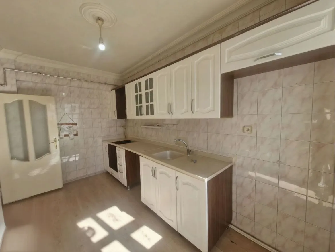 ERZURUM KİRALIK 3+1 DAİRE ARA/3 KAT 120M² YAKUTIYE - Fotoğraf 21