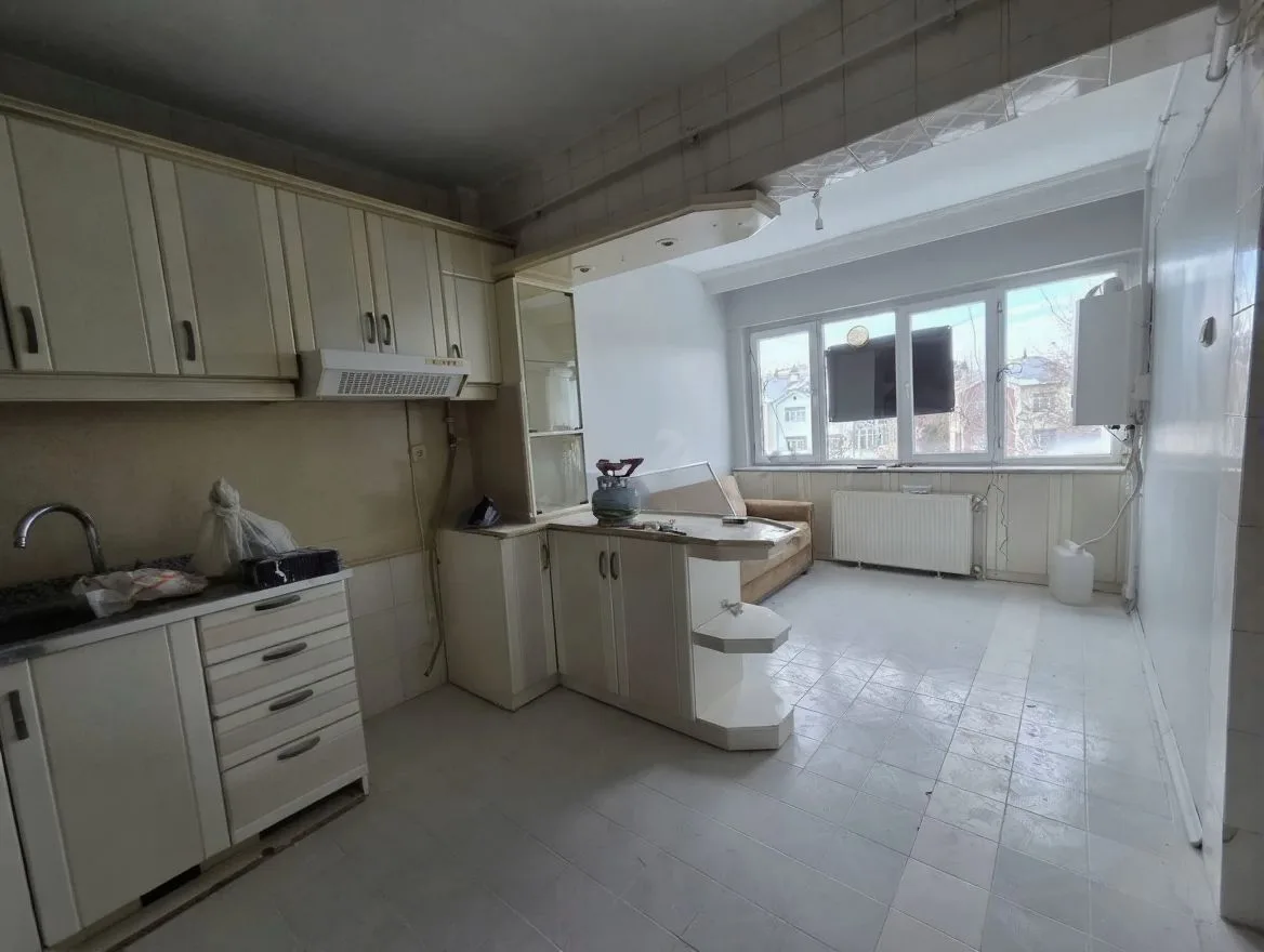 135M² ERZURUM KİRALIK 3+1 DAİRE AZIZIYE - Fotoğraf 16