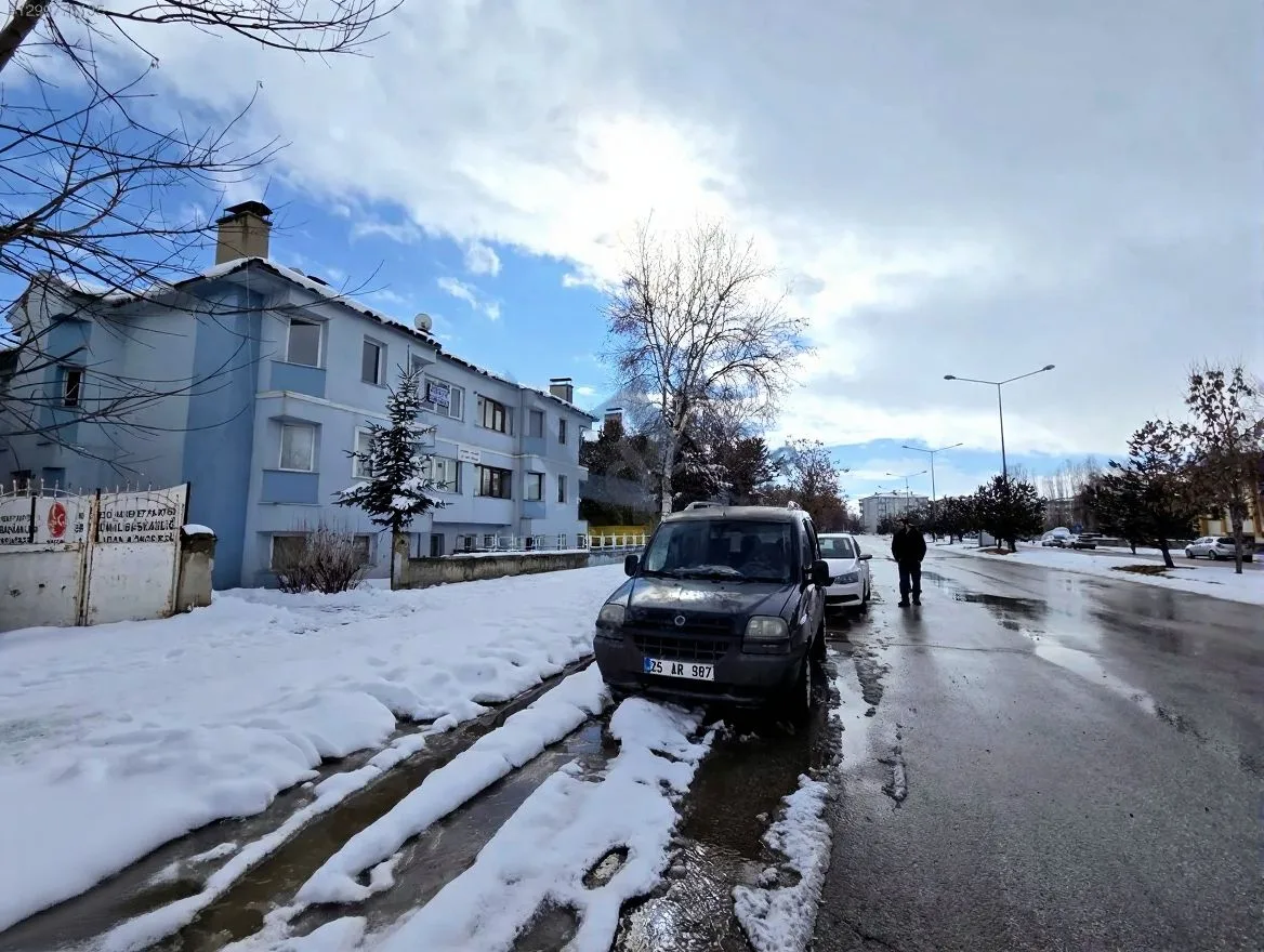 135M² ERZURUM KİRALIK 3+1 DAİRE AZIZIYE - Fotoğraf 6