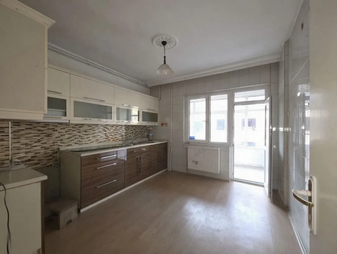 ERZURUM KİRALIK 3+1 DAİRE 140M² YAKUTIYE ARA/5 - Fotoğraf 12