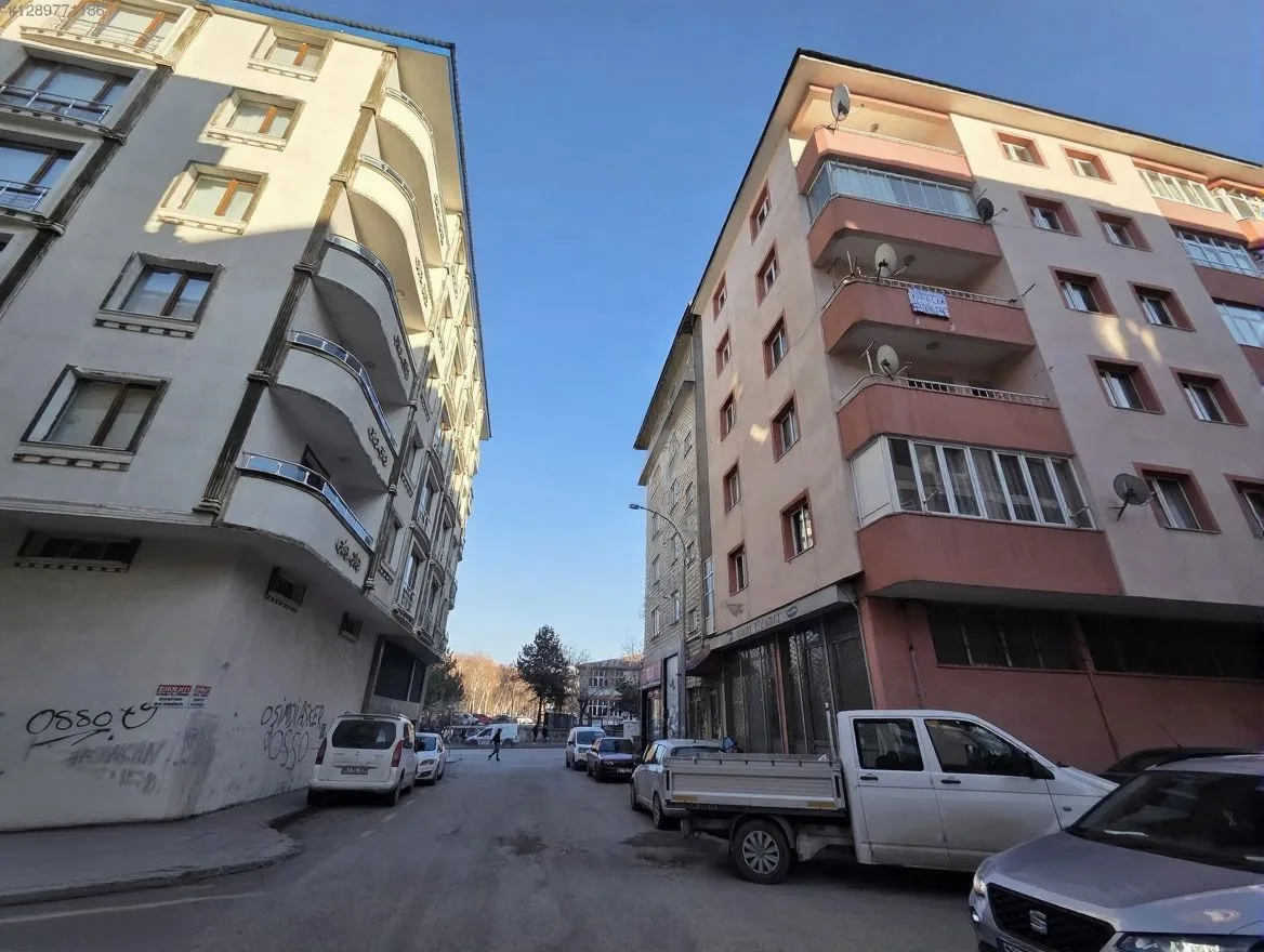 ERZURUM KİRALIK 3+1 DAİRE 140M² YAKUTIYE ARA/5 - 3