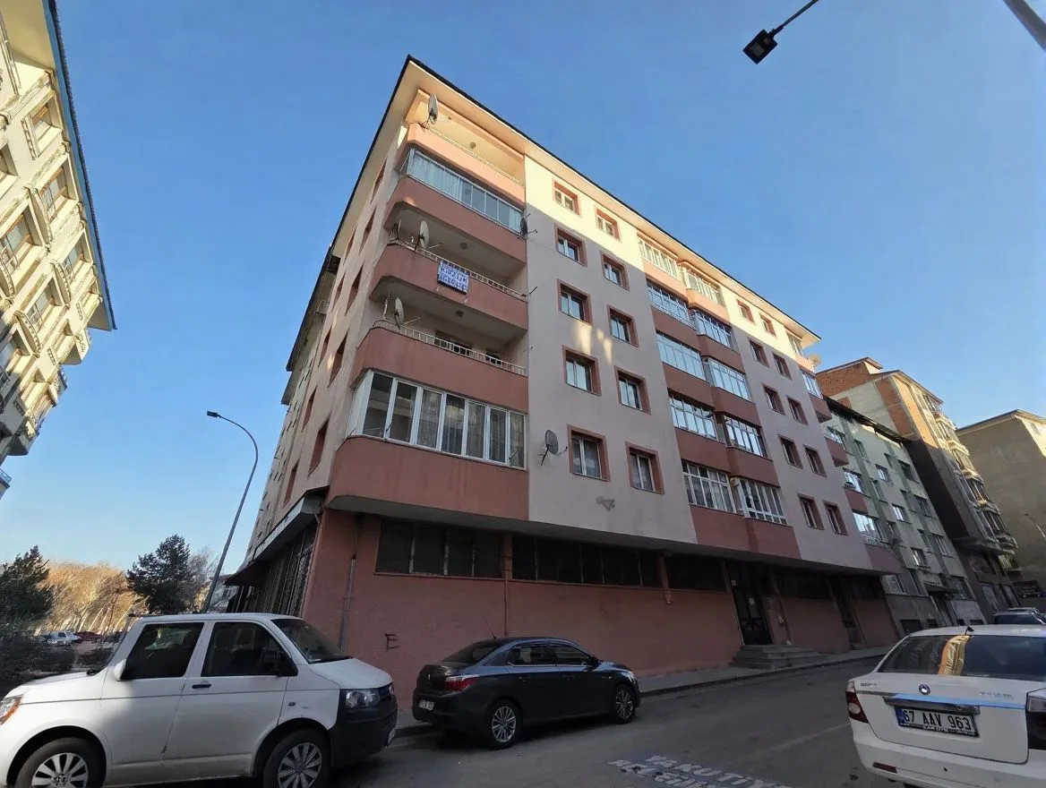 ERZURUM KİRALIK 3+1 DAİRE 140M² YAKUTIYE ARA/5 - 4