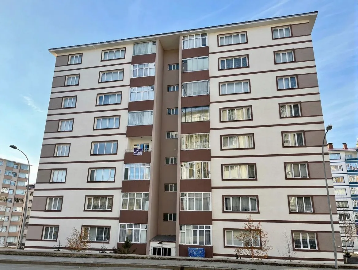 ERZURUM KİRALIK MERKEZİ ISITMALI 3+1 DAİRE | 175M² YAKUTIYE - Fotoğraf 11