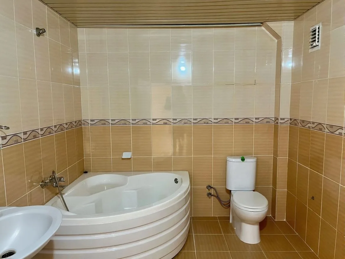 ERZURUM KİRALIK MERKEZİ ISITMALI 3+1 DAİRE | 175M² YAKUTIYE - Fotoğraf 29