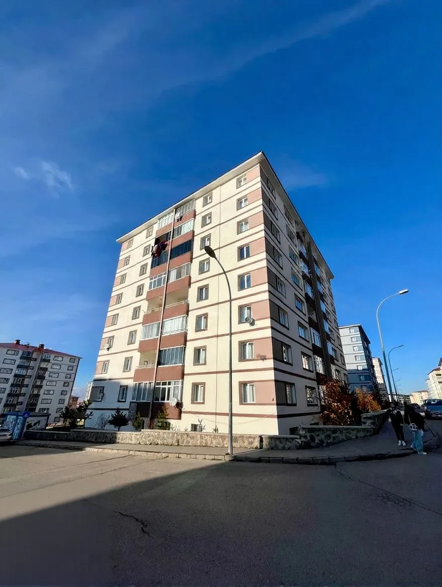 ERZURUM KİRALIK MERKEZİ ISITMALI 3+1 DAİRE | 175M² YAKUTIYE