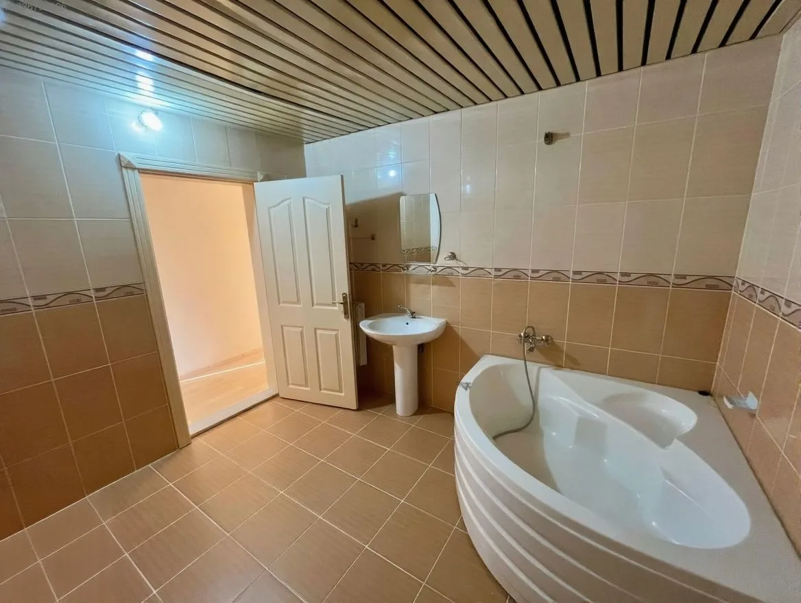 ERZURUM KİRALIK MERKEZİ ISITMALI 3+1 DAİRE | 175M² YAKUTIYE - Fotoğraf 31