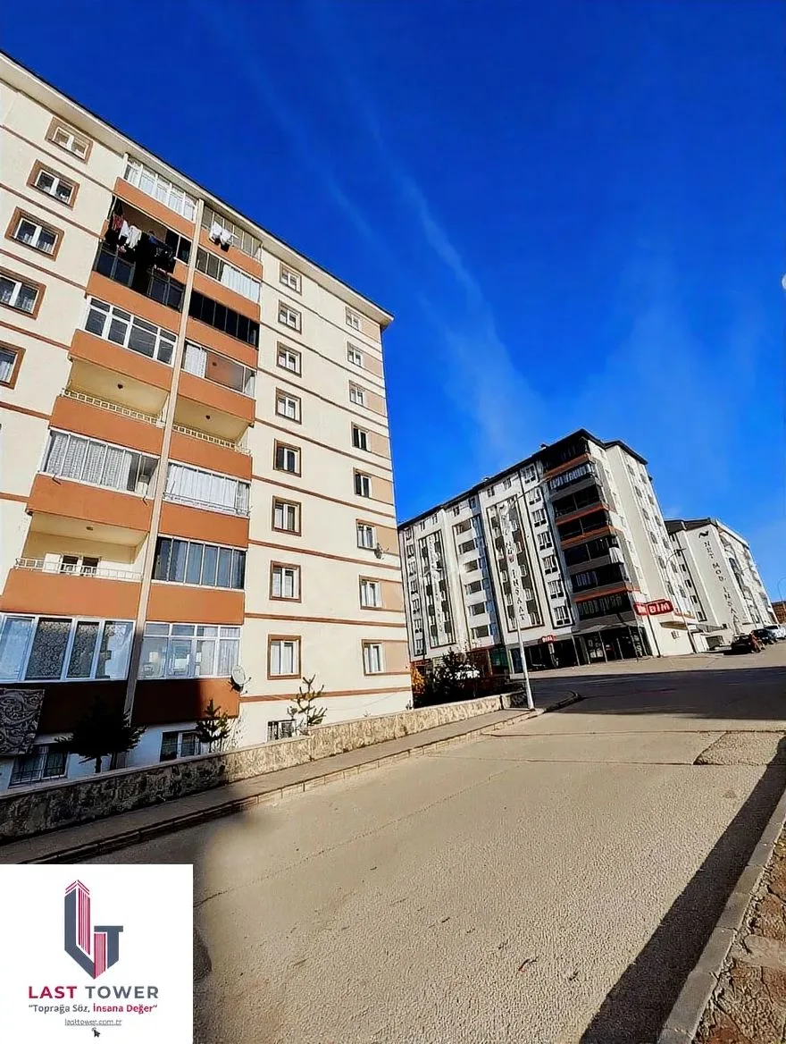 ERZURUM KİRALIK MERKEZİ ISITMALI 3+1 DAİRE | 175M² YAKUTIYE - Fotoğraf 9
