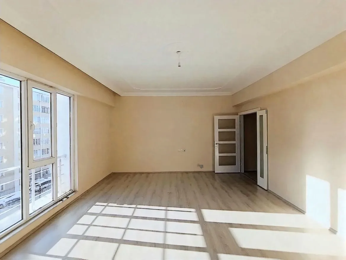 ERZURUM YAKUTIYE KİRALIK 3+1 DAİRE KURTULUŞ MH. 140M² - Fotoğraf 3