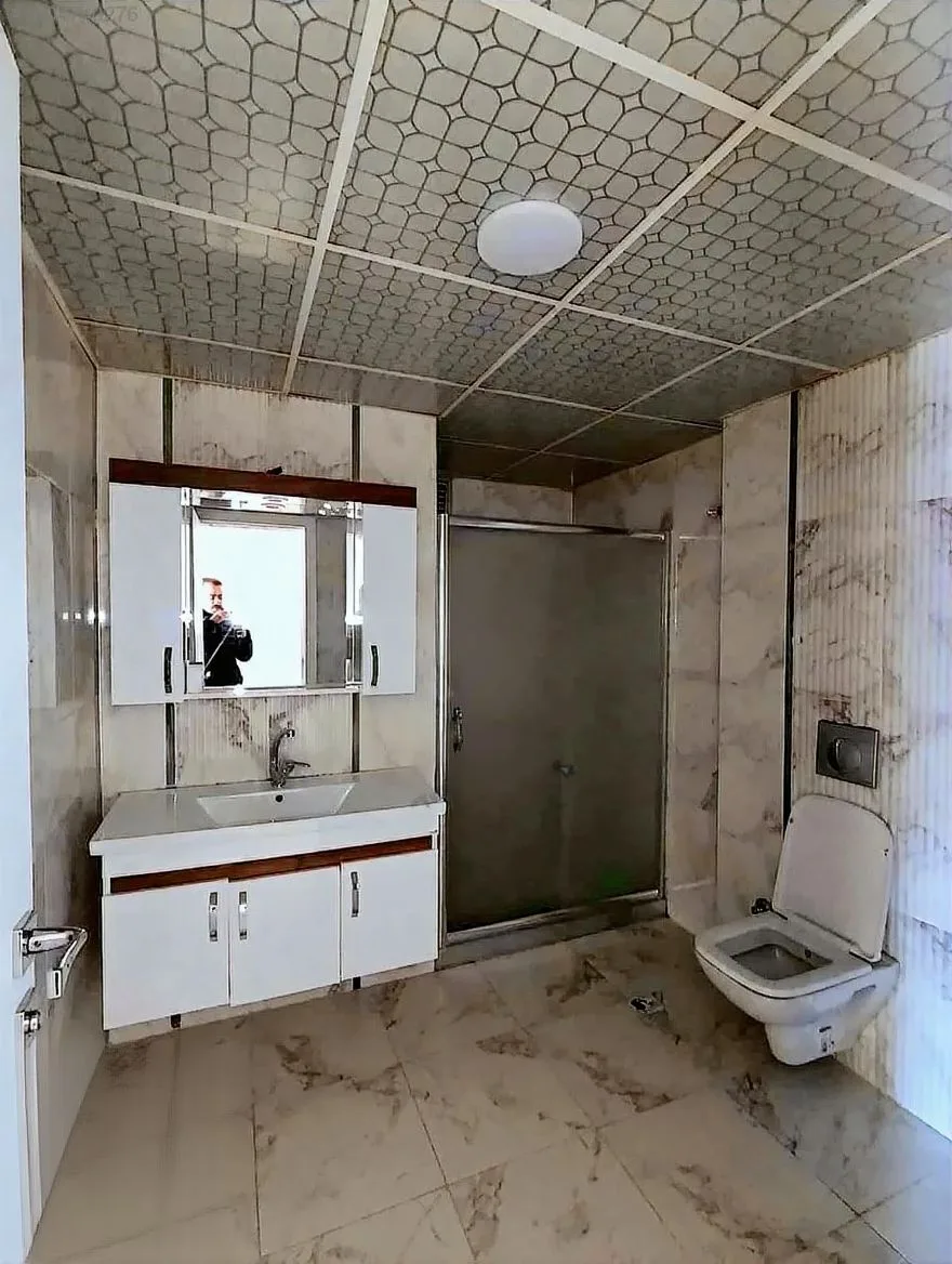 ERZURUM KİRALIK MERKEZİ ISITMALI 3+1 DAİRE | 144M² YAKUTIYE - Fotoğraf 13