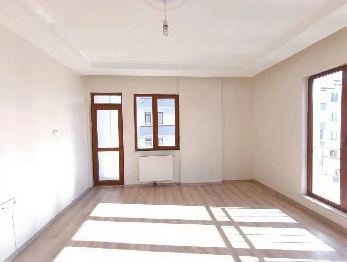 ERZURUM KİRALIK MERKEZİ ISITMALI 3+1 DAİRE | 144M² YAKUTIYE - Fotoğraf 4