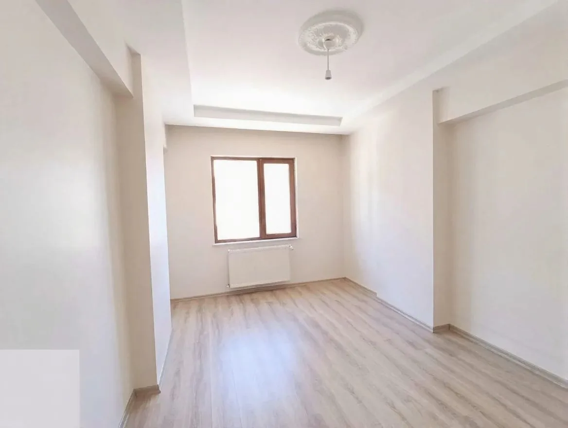 ERZURUM KİRALIK MERKEZİ ISITMALI 3+1 DAİRE | 144M² YAKUTIYE - Fotoğraf 9