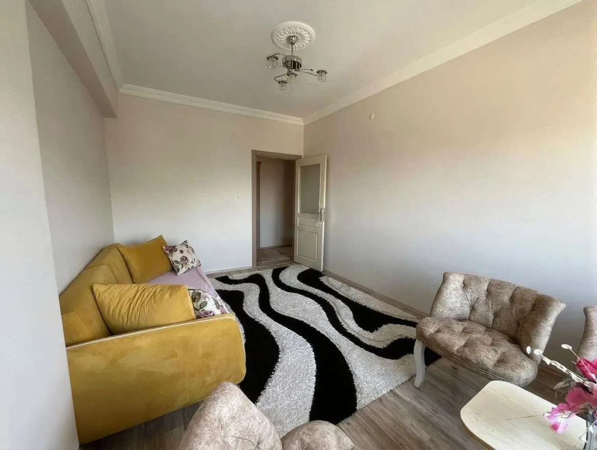 ERZURUM KİRALIK MERKEZİ ISITMALI 3+1 DAİRE | 145M² YAKUTIYE - Fotoğraf 8