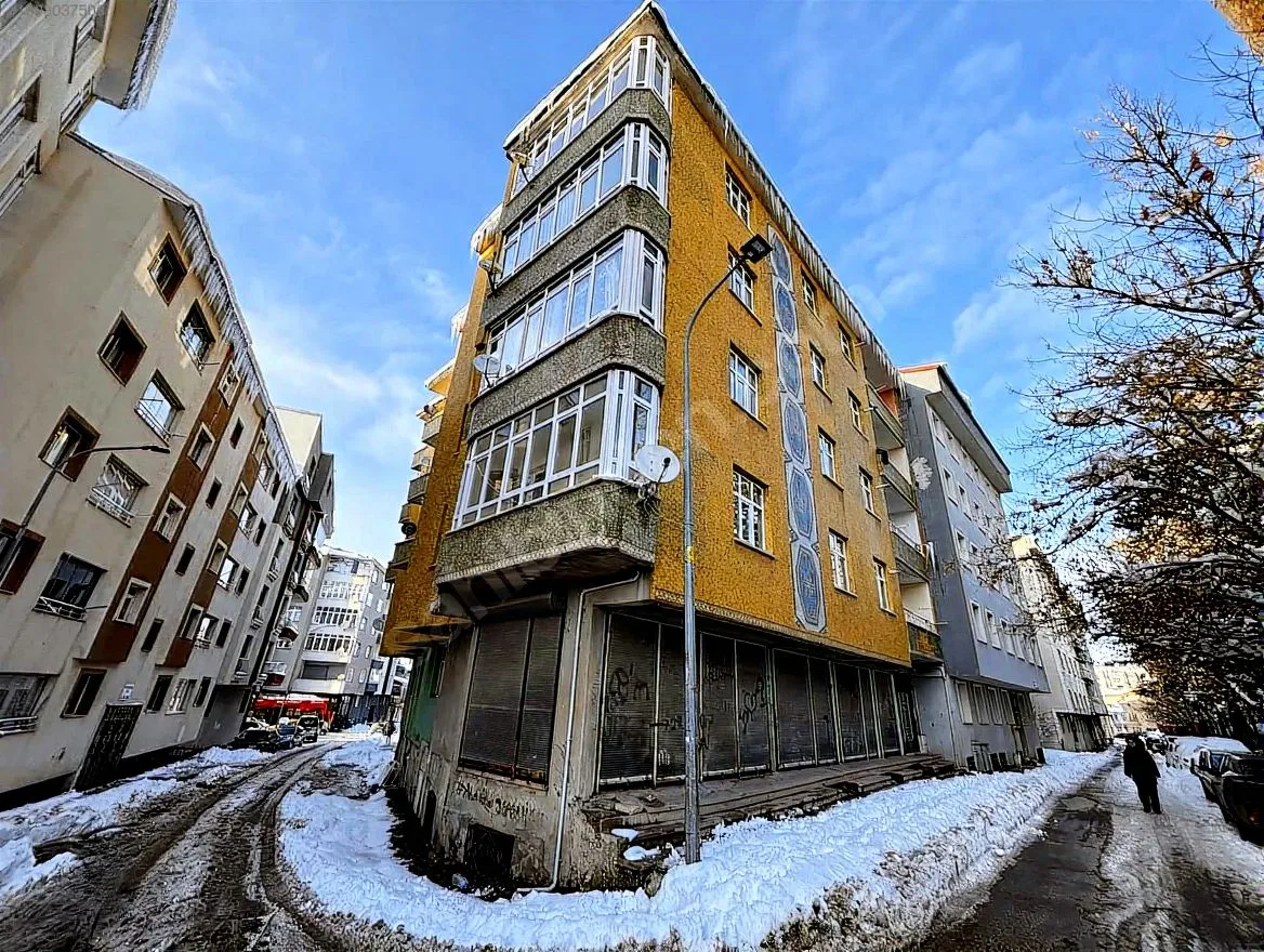 ERZURUM KİRALIK 3+1 DAİRE ÇATI KATI KAT 130M² YAKUTIYE - 2