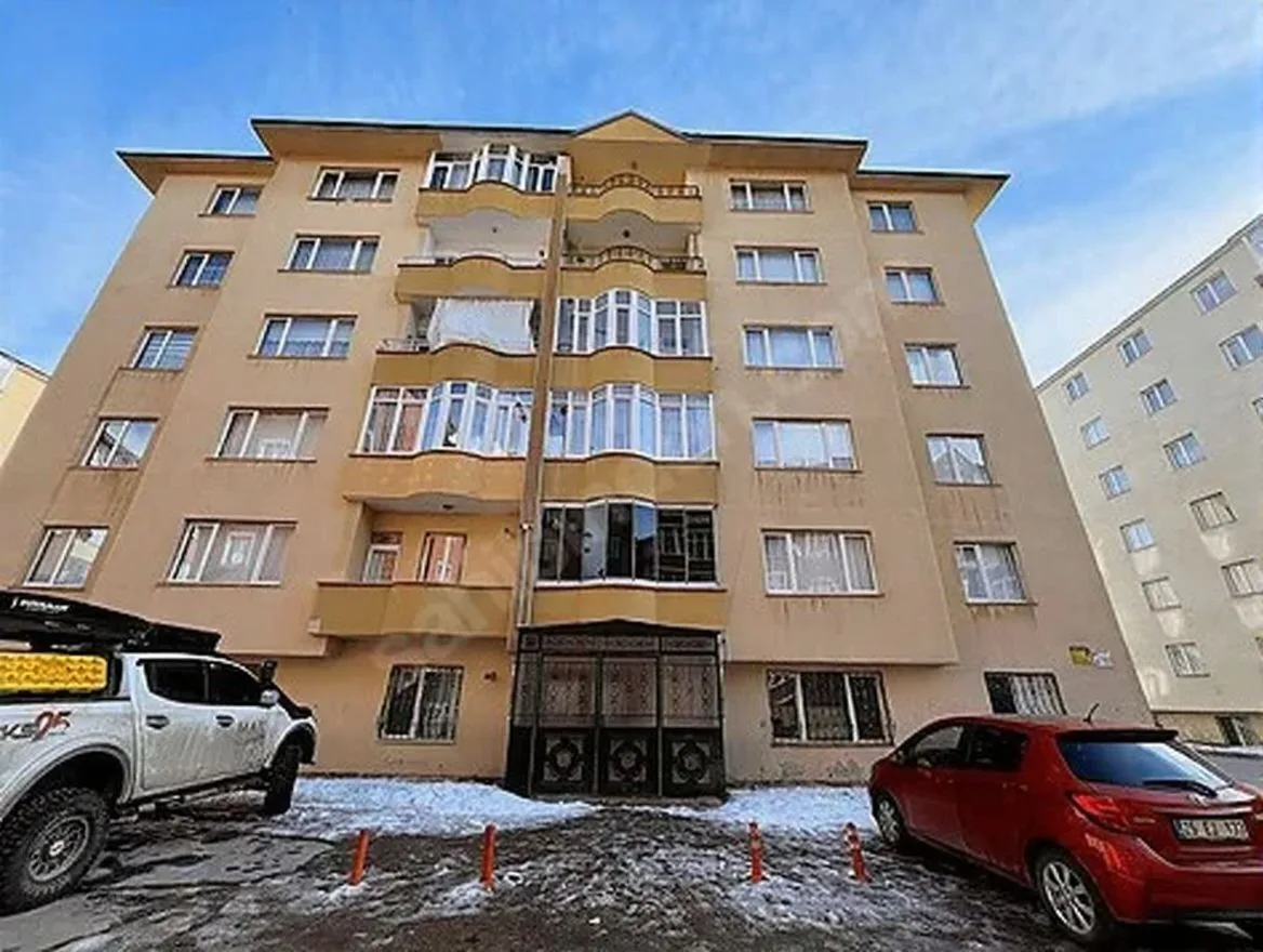 ERZURUM KİRALIK SİTE İÇİ 3+1 DAİRE | 140M² YAKUTIYE
