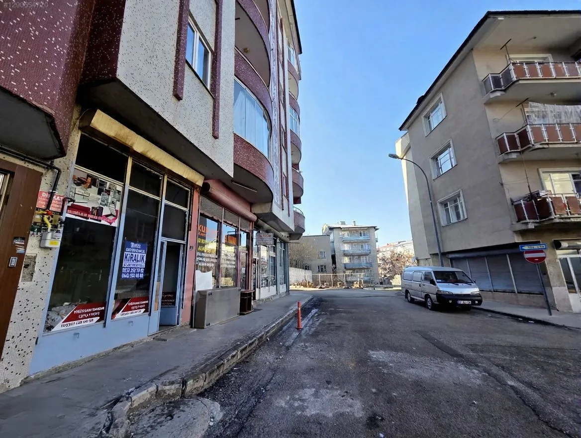 KİRALIK DÜKKAN ERZURUM YAKUTIYE MURATPAŞA MH. CADDE ÜZERİ - 4