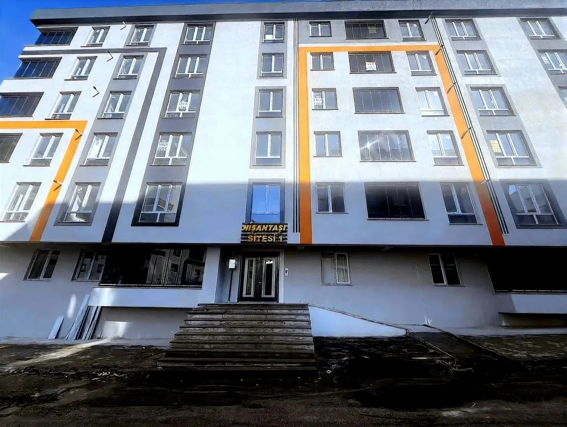 80M² ERZURUM KİRALIK 2+1 DAİRE YAKUTIYE SIFIR - 1