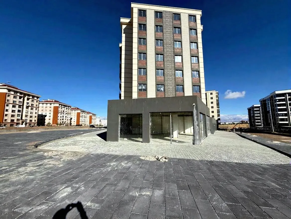 ERZURUM PALANDÖKEN MÜFTÜ SOLAKZADE MH. KİRALIK DÜKKAN 200M² - 4