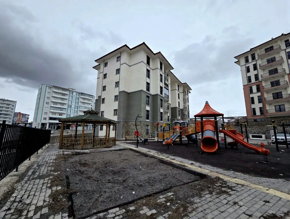 ERZURUM KİRALIK YENİ 3+1 DAİRE 120M² YAKUTIYE - 2