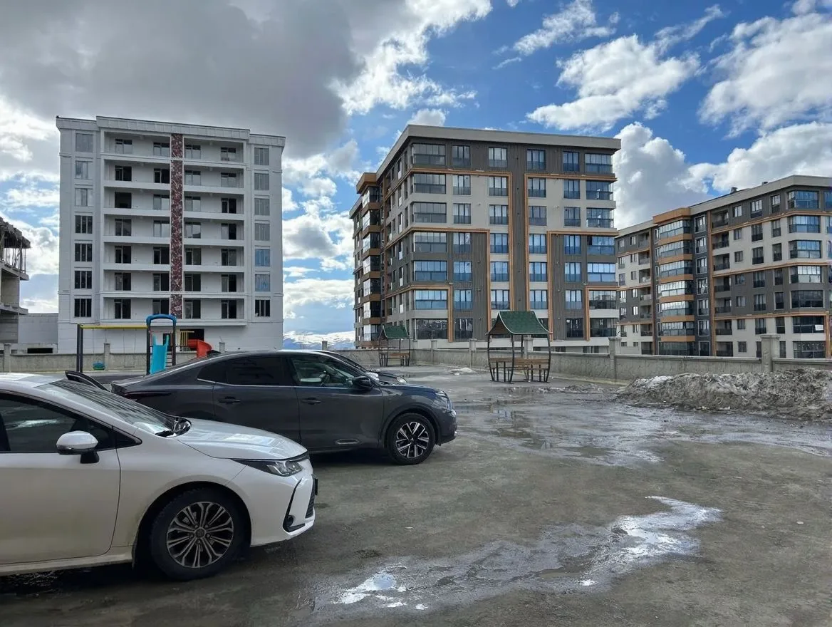 ERZURUM PALANDÖKEN KİRALIK 3+1 DAİRE 130M² SIFIR - Fotoğraf 3