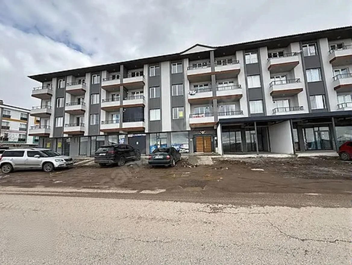 ERZURUM KİRALIK 1+1 DAİRE ARA/3 KAT 45M² AZIZIYE - 1