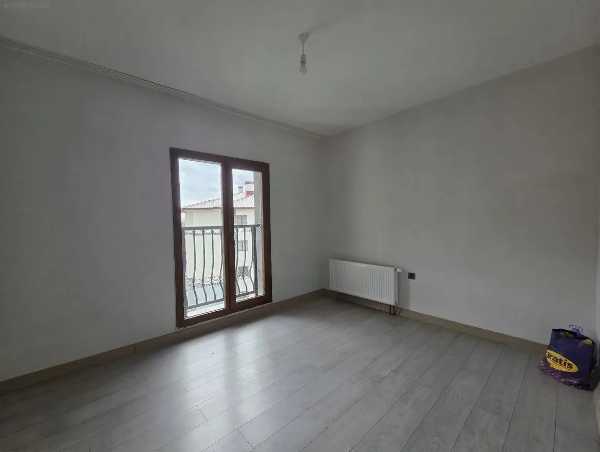ERZURUM KİRALIK 3+1 DAİRE 120M² YAKUTIYE ÇATI KATI - Fotoğraf 24