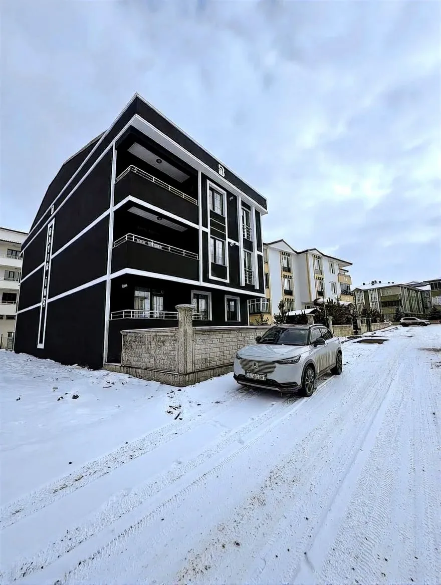 ERZURUM KİRALIK 1+1 DAİRE GİRİŞ KAT KAT 40M² AZIZIYE