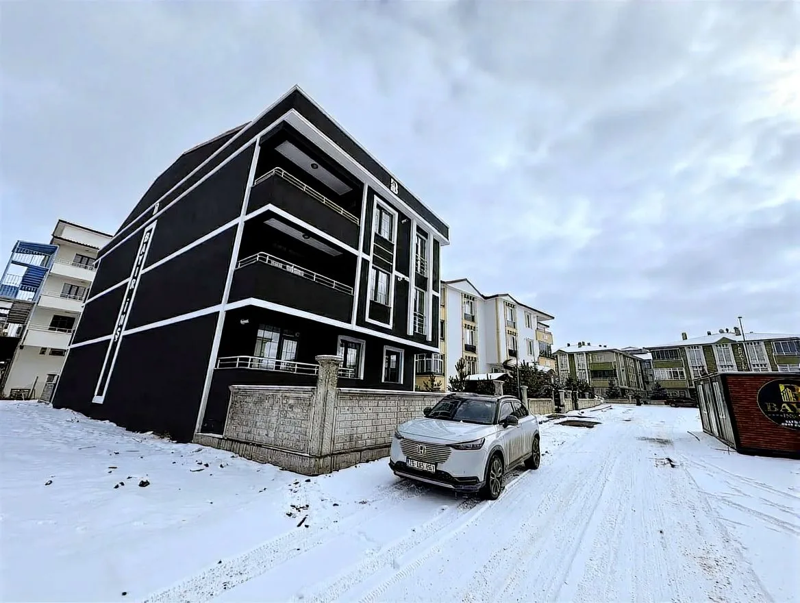 ERZURUM KİRALIK 1+1 DAİRE GİRİŞ KAT KAT 40M² AZIZIYE