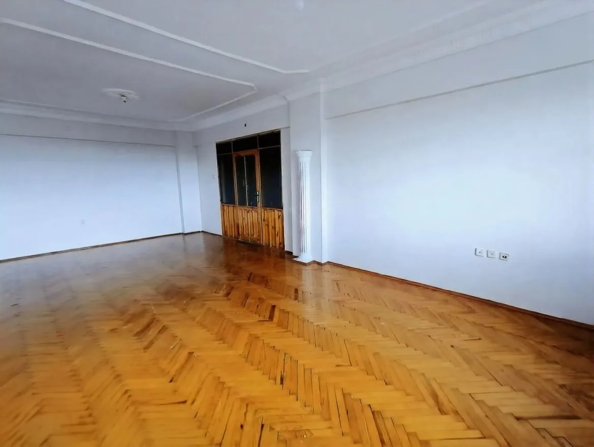 ERZURUM KİRALIK ASANSÖRLÜ 3+1 DAİRE 140M² YAKUTIYE