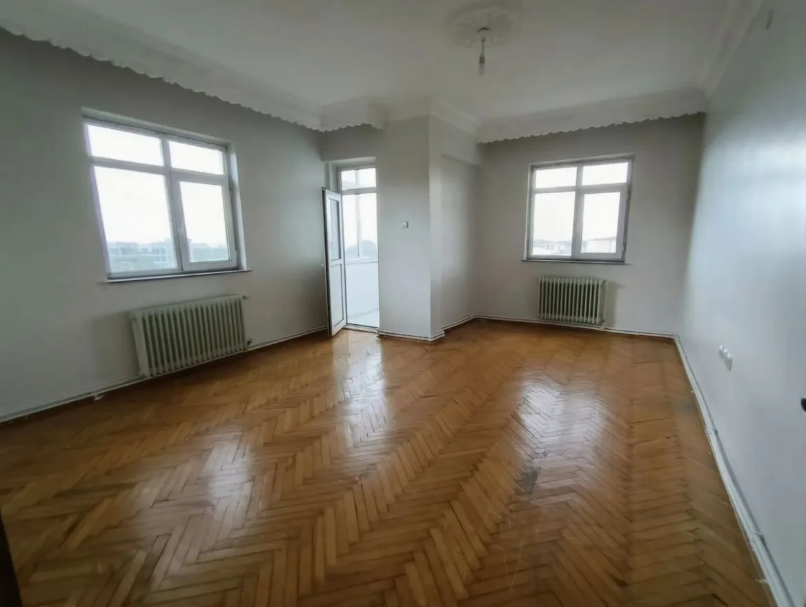 ERZURUM KİRALIK ASANSÖRLÜ 3+1 DAİRE 140M² YAKUTIYE