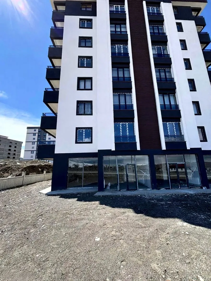 ERZURUM PALANDÖKEN ABDURRAHMAN GAZI MAH. KİRALIK DÜKKAN 325M²