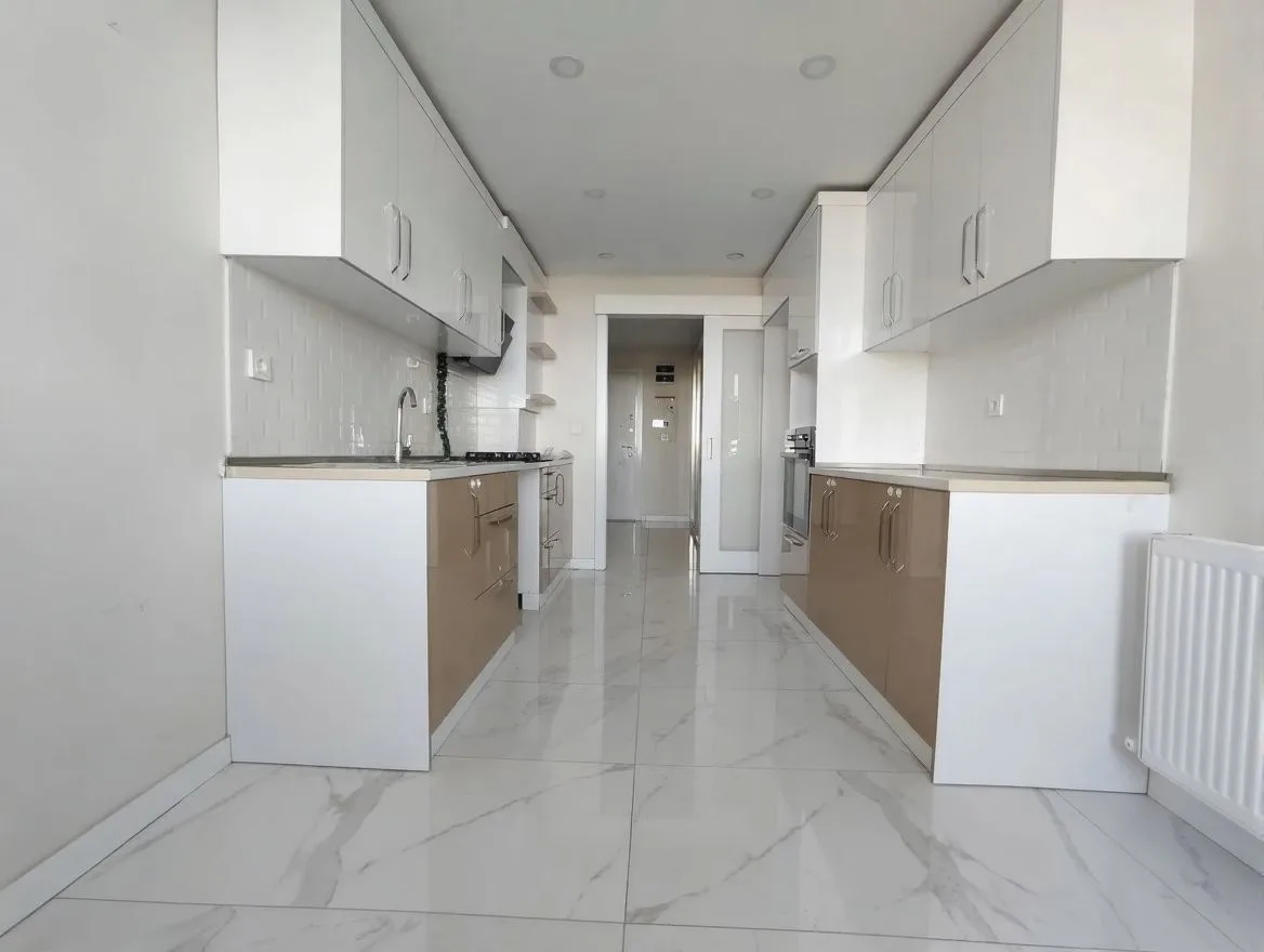 ERZURUM YAKUTIYE KİRALIK 3+1 DAİRE 135M² YENİ - Fotoğraf 2