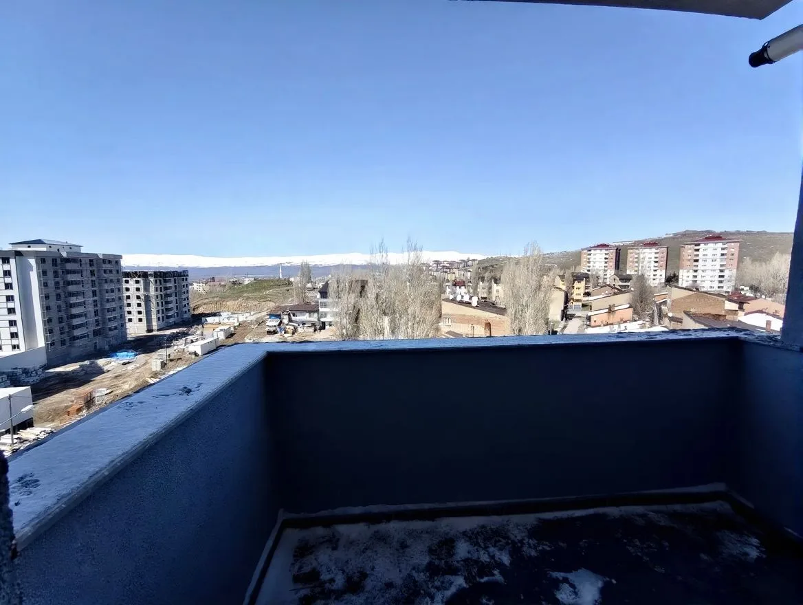 ERZURUM YAKUTIYE KİRALIK 3+1 DAİRE 135M² YENİ - Fotoğraf 21