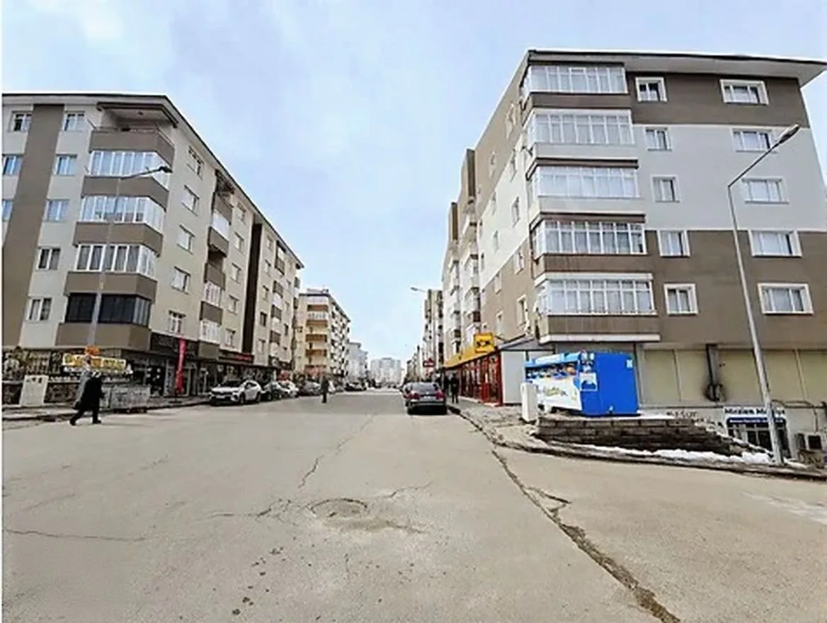 ERZURUM KİRALIK MERKEZİ ISITMALI 2+1 DAİRE | 75M² PALANDÖKEN - Fotoğraf 13