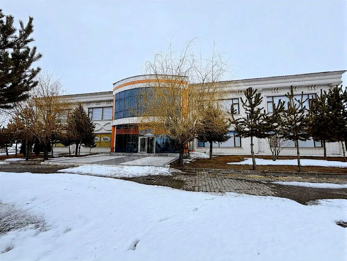 ERZURUM YAKUTIYE KİRALIK DEPO 1000M² - Fotoğraf 7