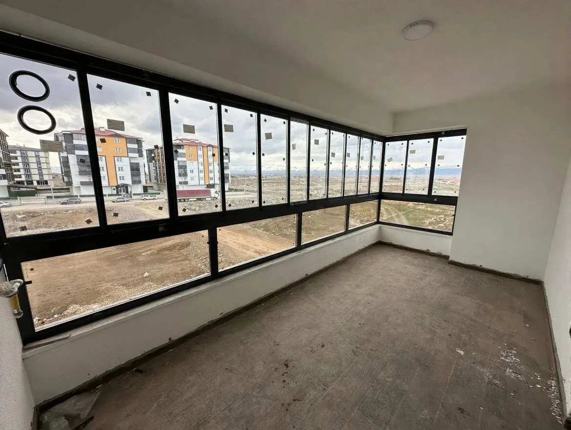 ERZURUM YAKUTIYE KİRALIK 2+1 DAİRE 81M² SIFIR - Fotoğraf 8