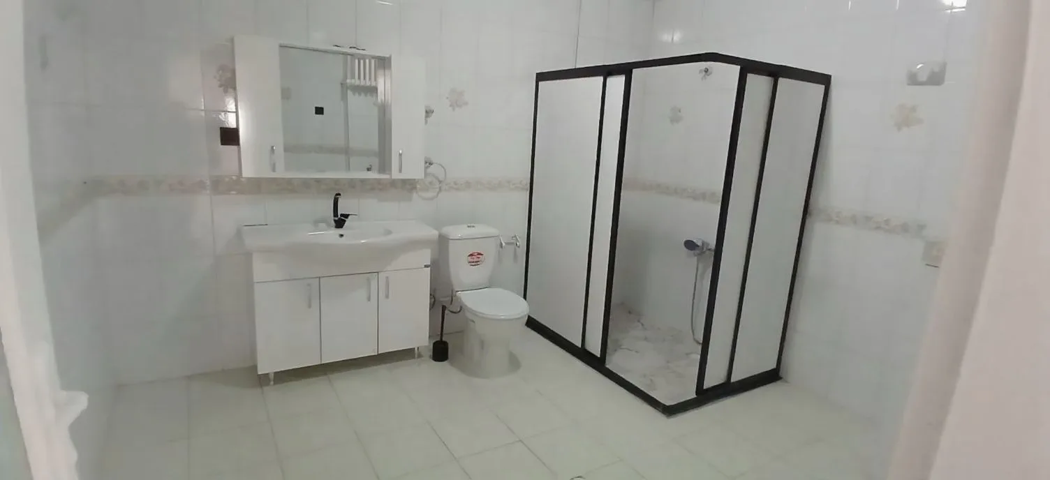 ERZURUM KİRALIK MERKEZİ ISITMALI 3+1 DAİRE | 145M² YAKUTIYE - Fotoğraf 10