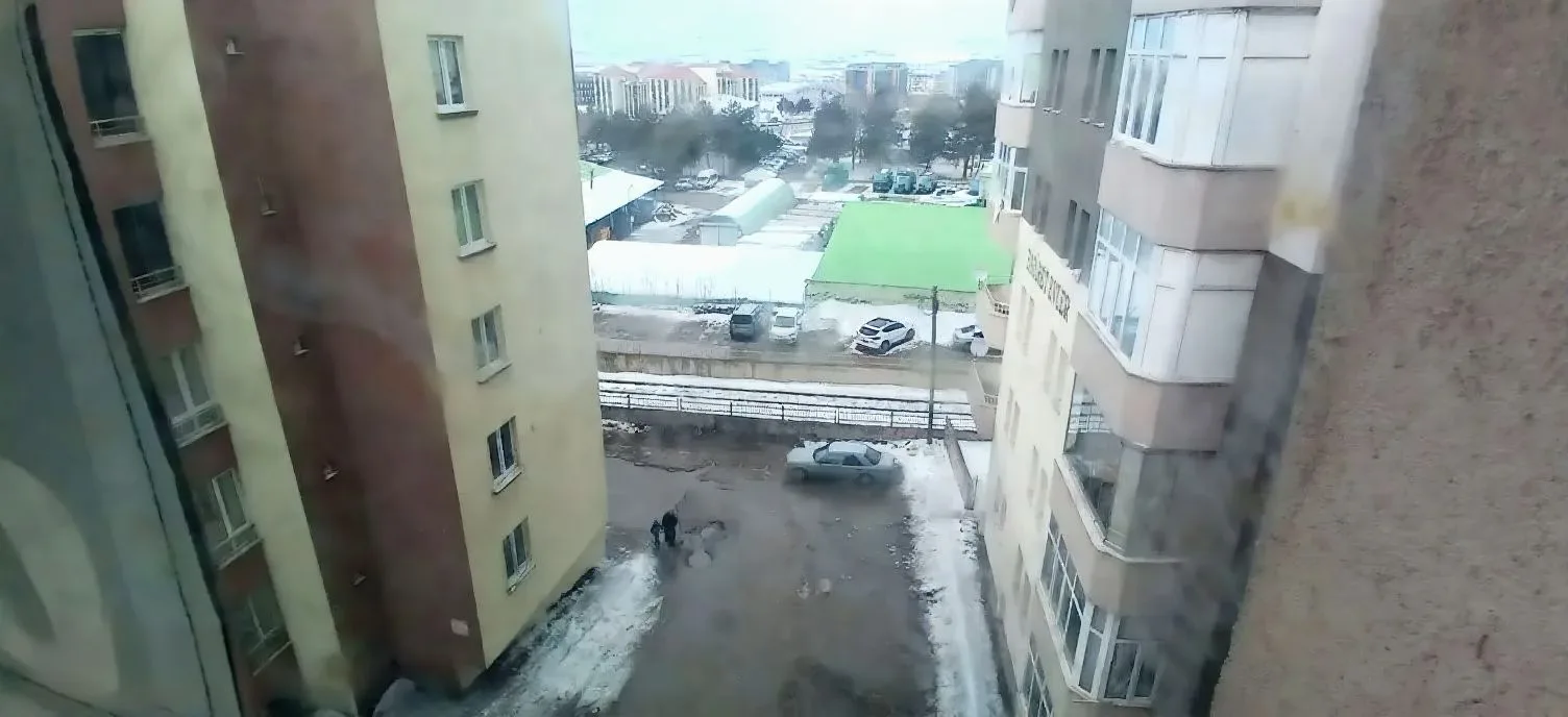 ERZURUM KİRALIK MERKEZİ ISITMALI 3+1 DAİRE | 145M² YAKUTIYE - Fotoğraf 13