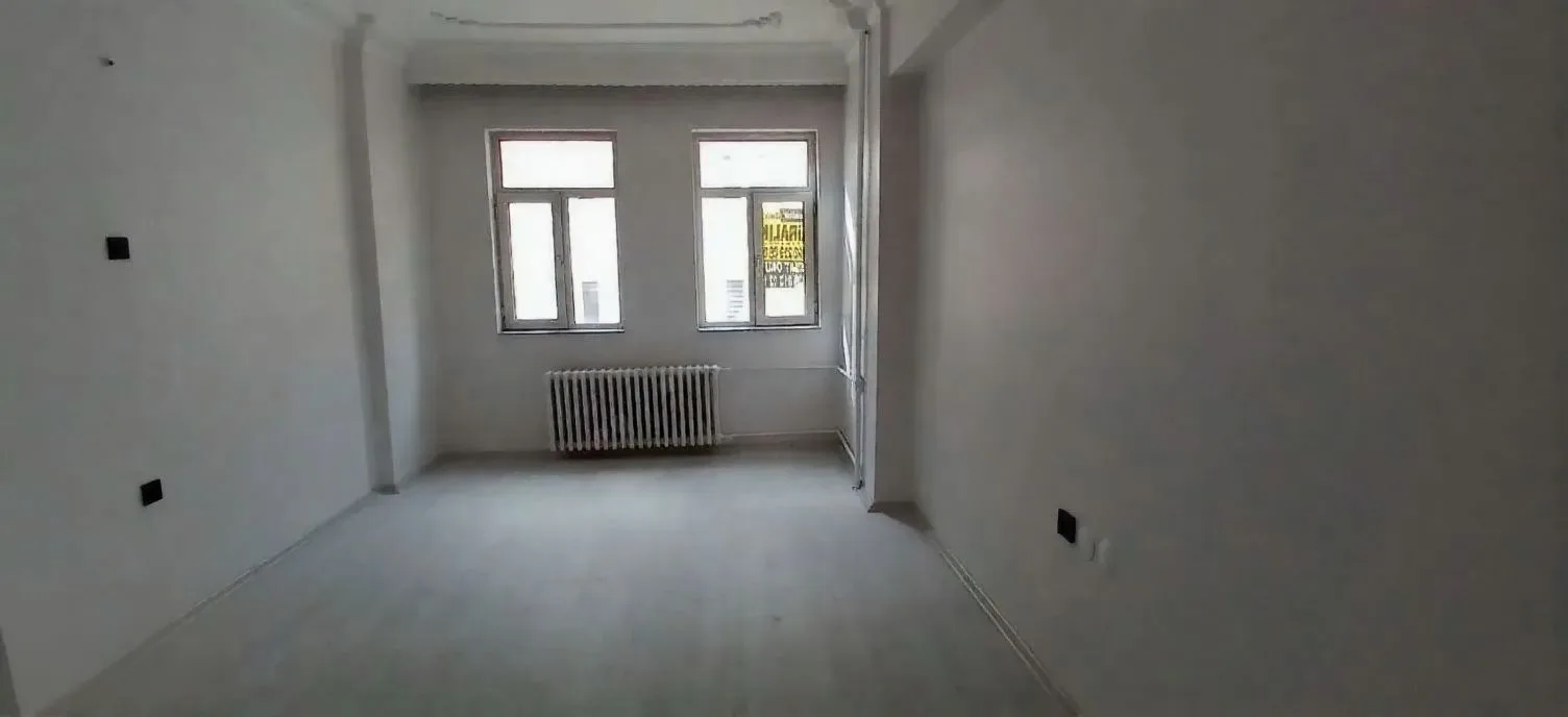 ERZURUM KİRALIK MERKEZİ ISITMALI 3+1 DAİRE | 145M² YAKUTIYE - Fotoğraf 14