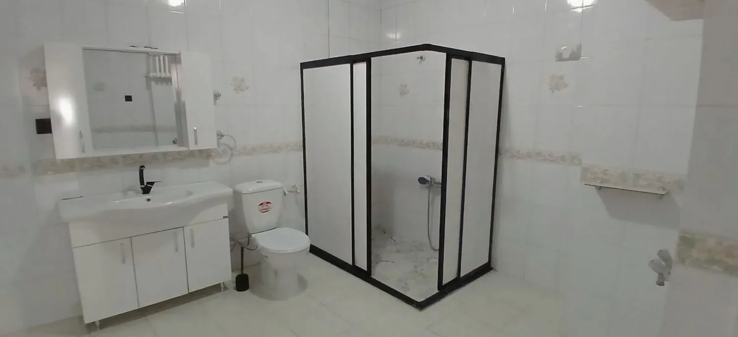 ERZURUM KİRALIK MERKEZİ ISITMALI 3+1 DAİRE | 145M² YAKUTIYE - Fotoğraf 9