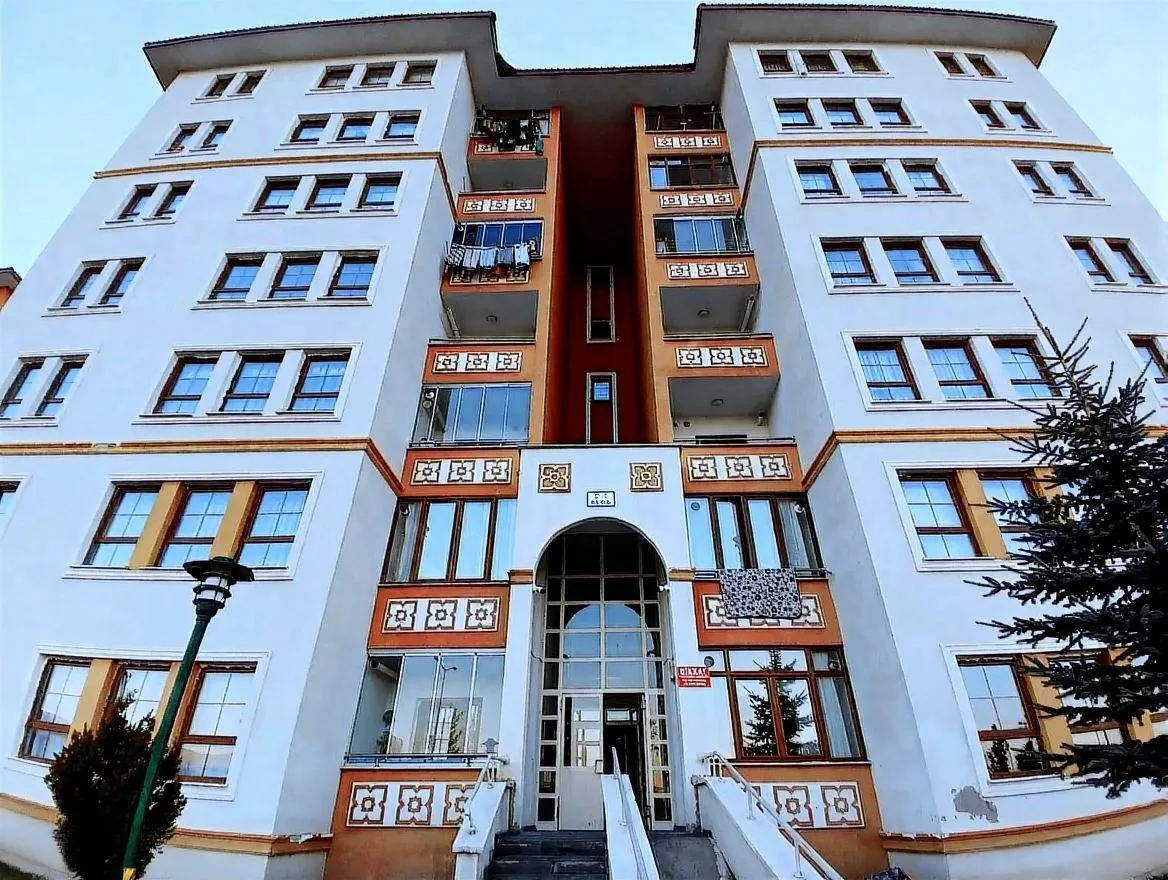 ERZURUM KİRALIK MERKEZİ ISITMALI 3+1 DAİRE | 128M² PALANDÖKEN - 2