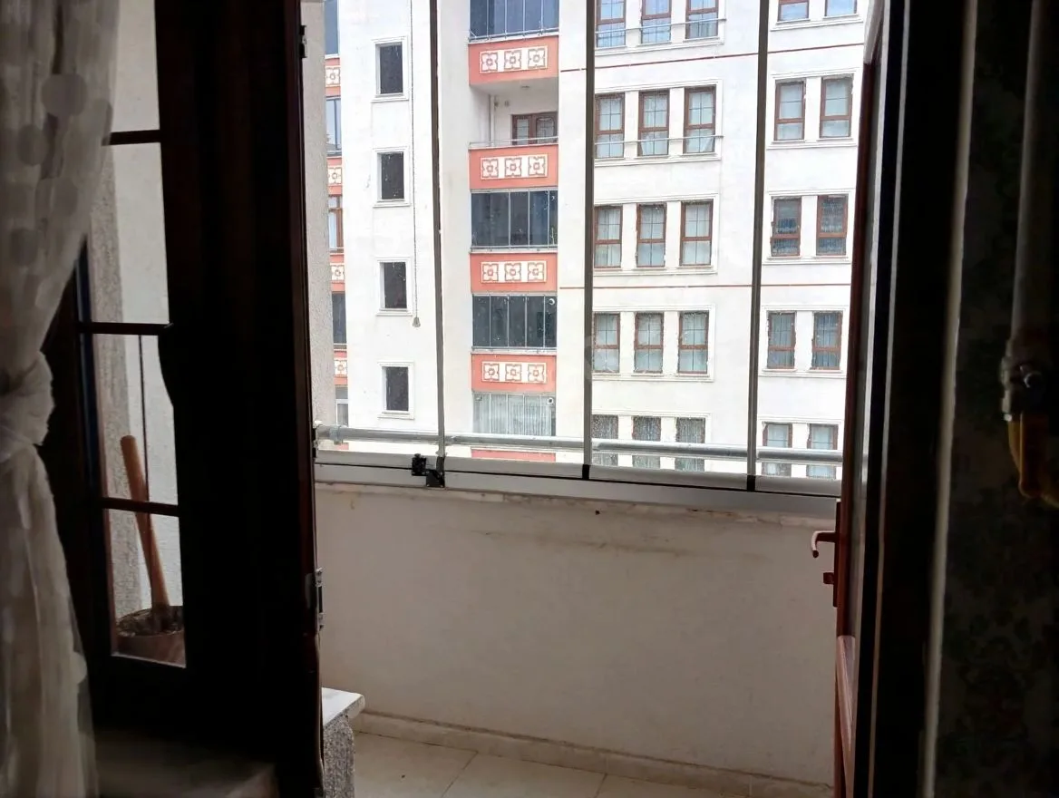 ERZURUM KİRALIK MERKEZİ ISITMALI 3+1 DAİRE | 128M² PALANDÖKEN - Fotoğraf 9