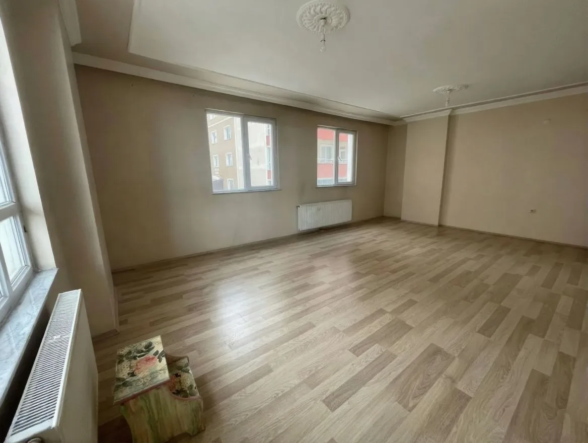 ERZURUM KİRALIK MERKEZİ ISITMALI 3+1 DAİRE | 155M² PALANDÖKEN - Fotoğraf 11