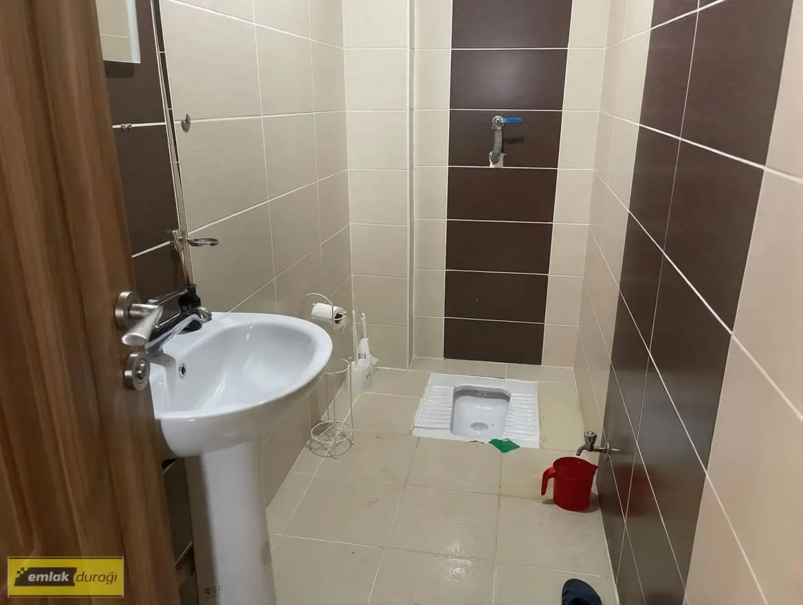 ERZURUM KİRALIK MERKEZİ ISITMALI 3+1 DAİRE | 155M² PALANDÖKEN - Fotoğraf 23