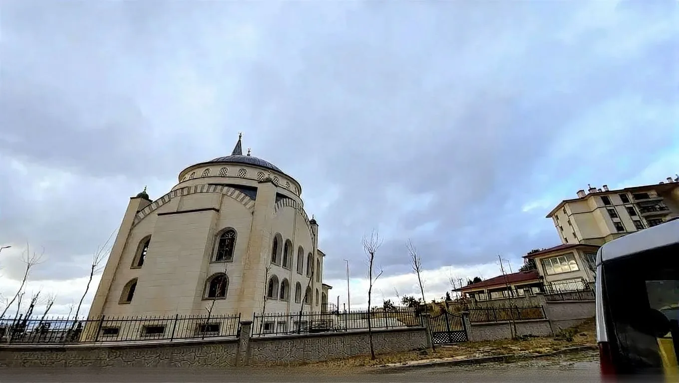 ERZURUM KİRALIK 2+1 DAİRE ARA/5 KAT 93M² YAKUTIYE - Fotoğraf 16